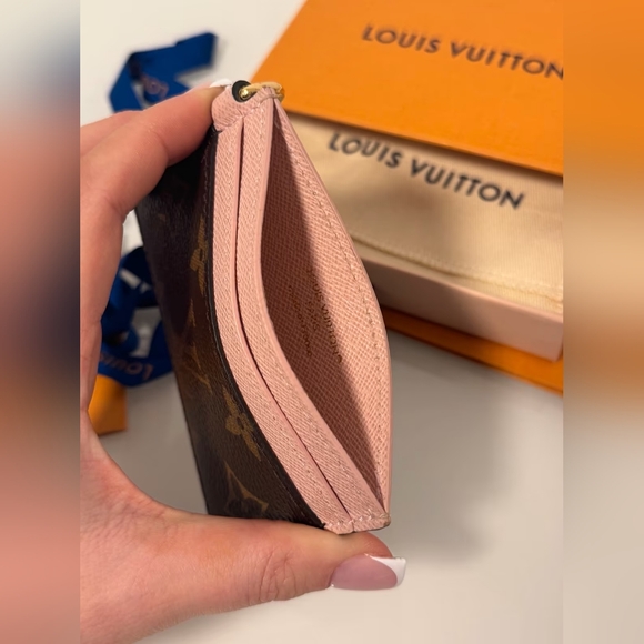 Louis Vuitton Charms Card Holder - Picture 2 of 8
